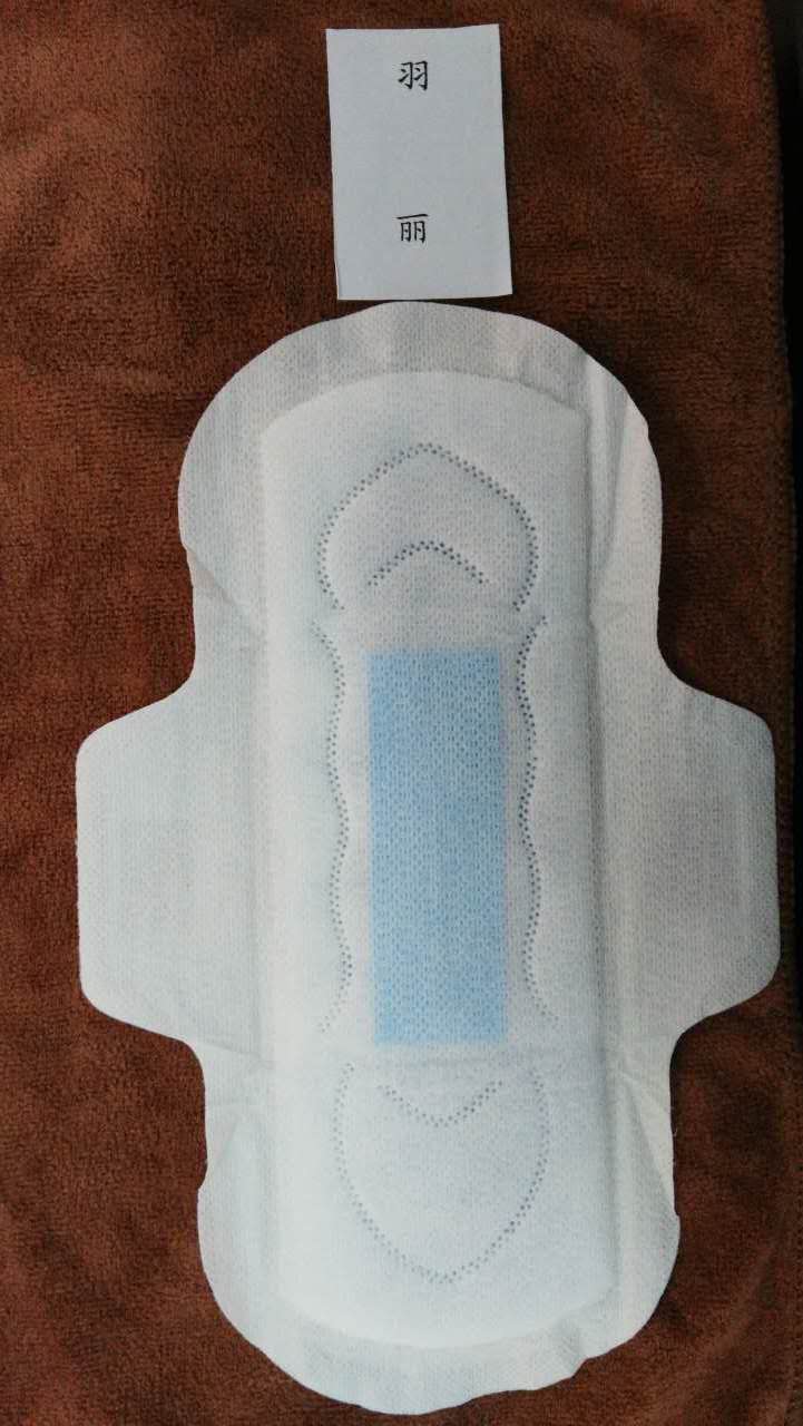 女生卫生巾大礼包,全网最火最全二十种卫生巾测评