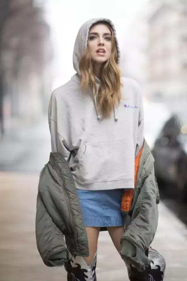 oversize的衣服怎么穿不显腿短,如何穿oversize穿出高级感