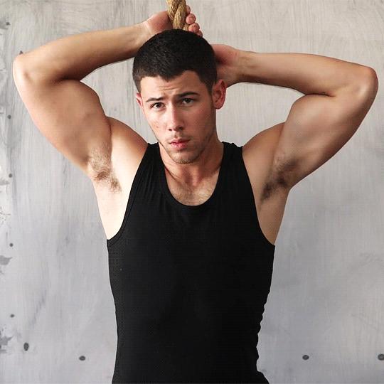 nickjonas肌肉,帅出新高度外国