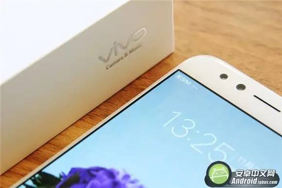 vivo前置柔光自拍,vivox11600万柔光自拍