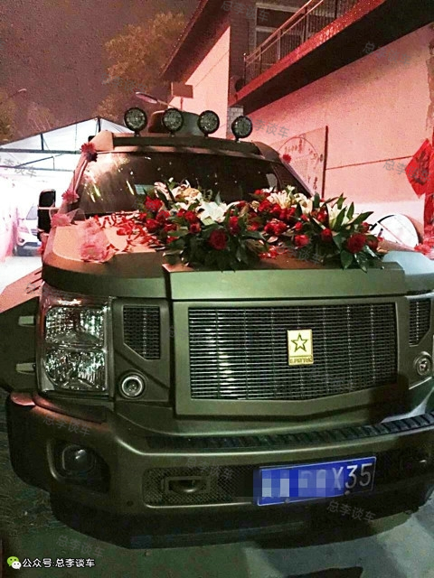 女子开千万防弹车，这车接新娘真霸气，国内罕见婚车