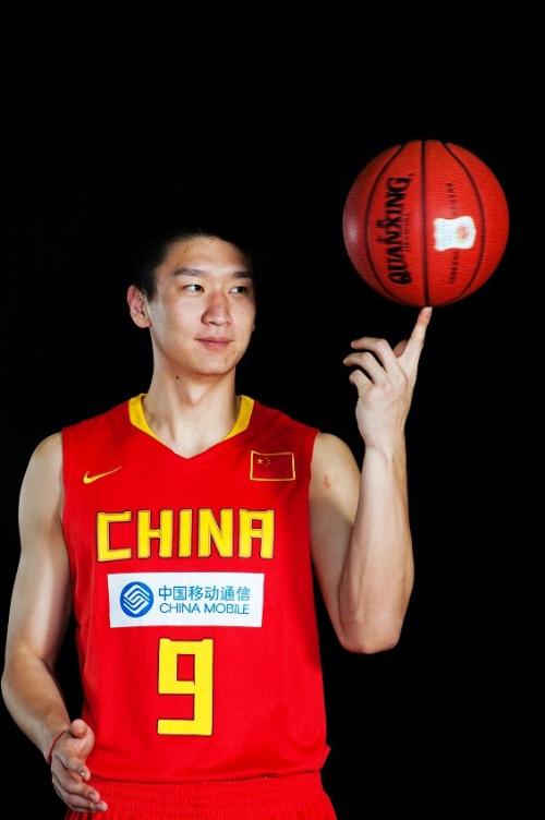 孙大圣孙悦年轻时照片,孙悦怎么出名的