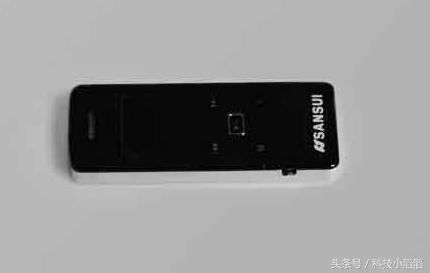 那些年，我们曾经聆听动感音乐的MP3*放播**器