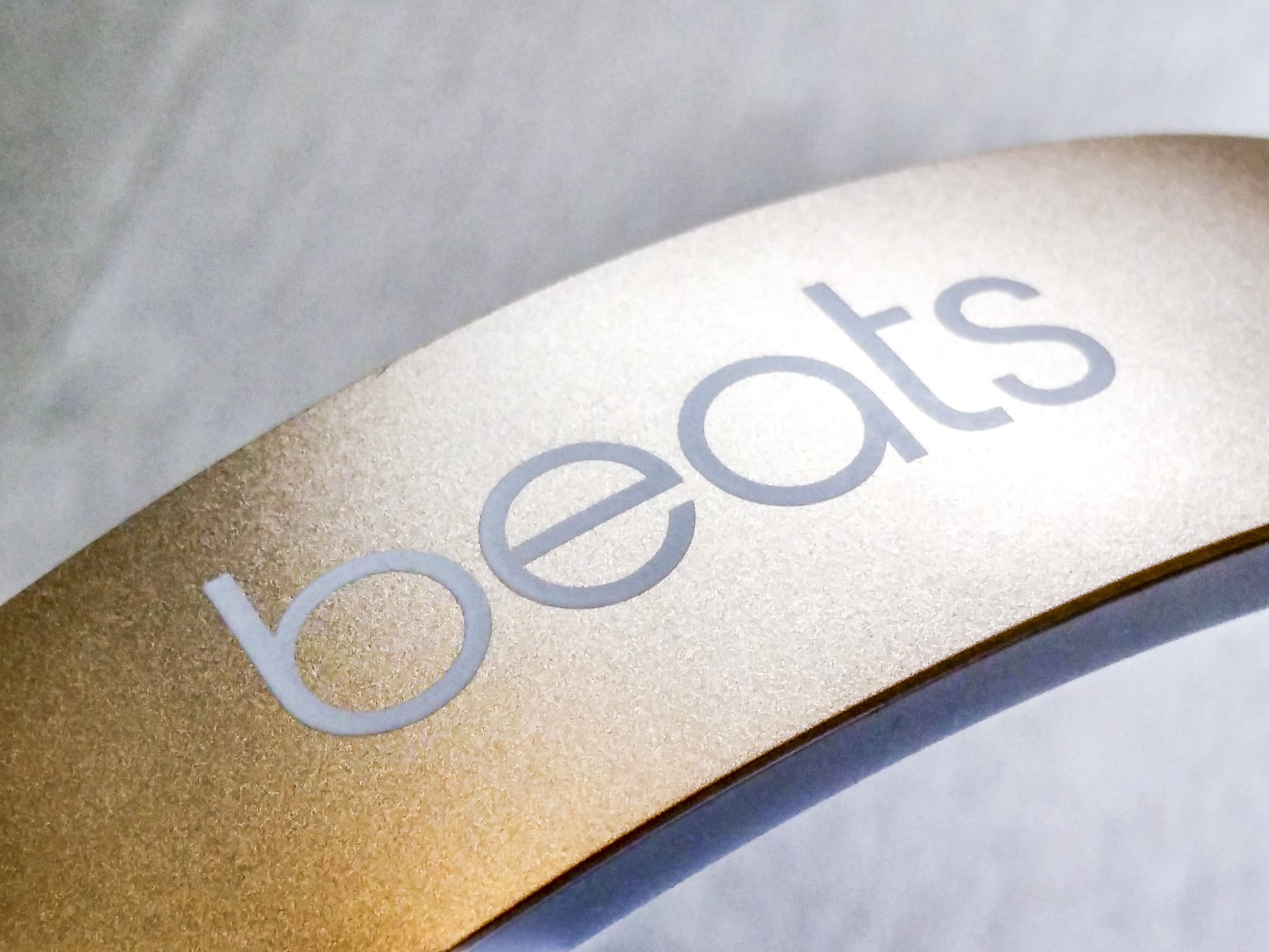 beatssolo2推荐吗,beatssolo2wireless测评