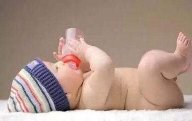 宝宝不爱喝水怎么办妈妈一招搞定,宝宝不爱喝水6招教你搞定