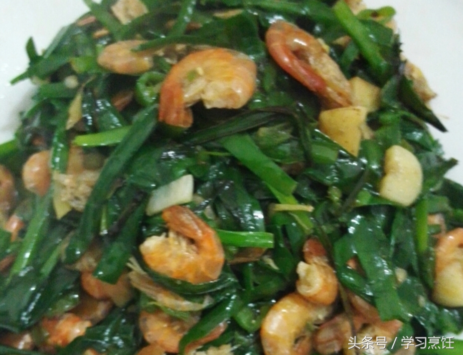 油炸小河虾炒韭菜的做法大全家常,小河虾炒韭菜鸡蛋的做法大全家常