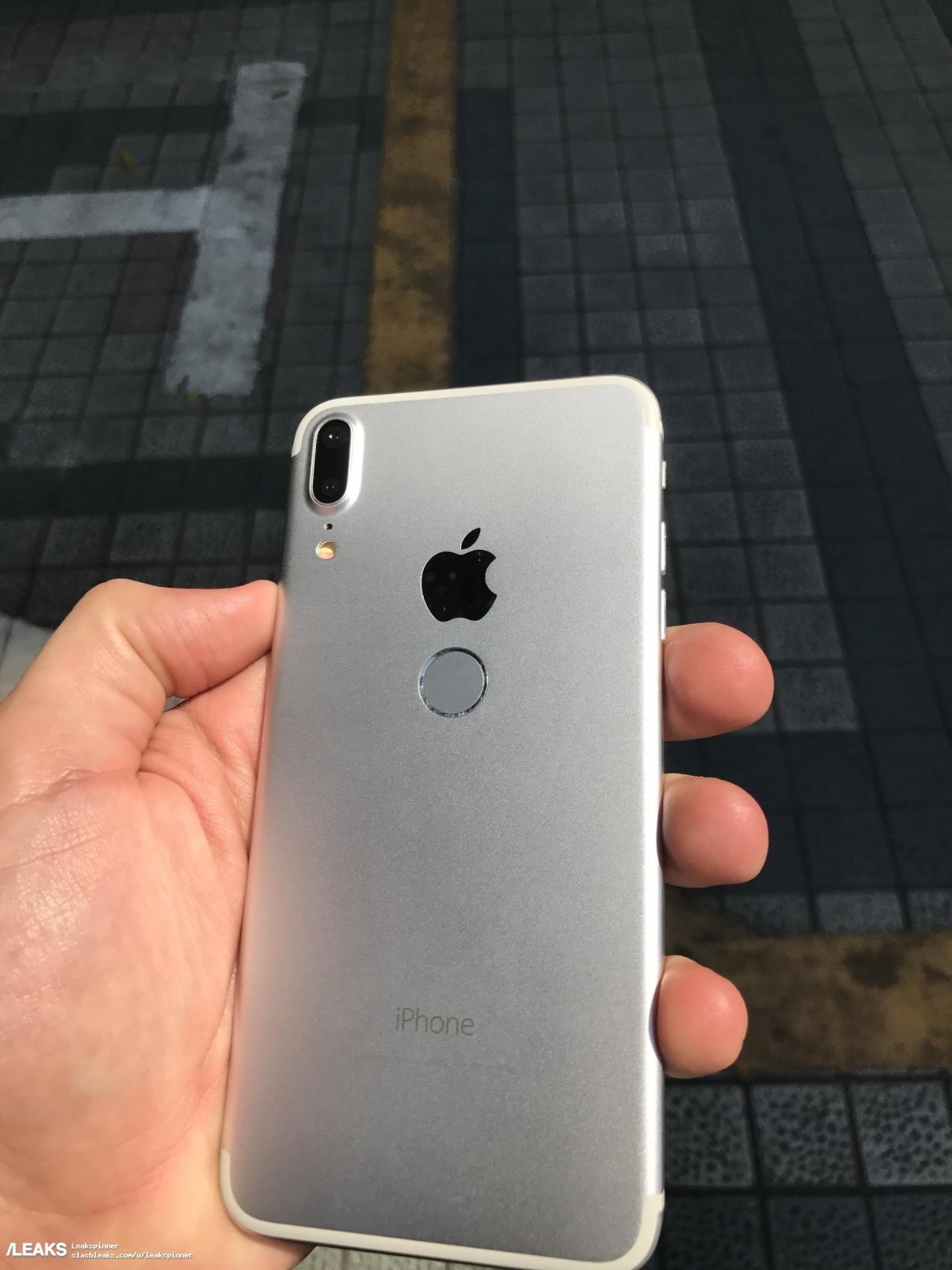 iphone8爆料图,假的iphone8p