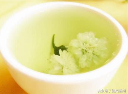 目眩、头痛、肩酸痛往往起于肝热，那么，什么东西对肝热有效呢？