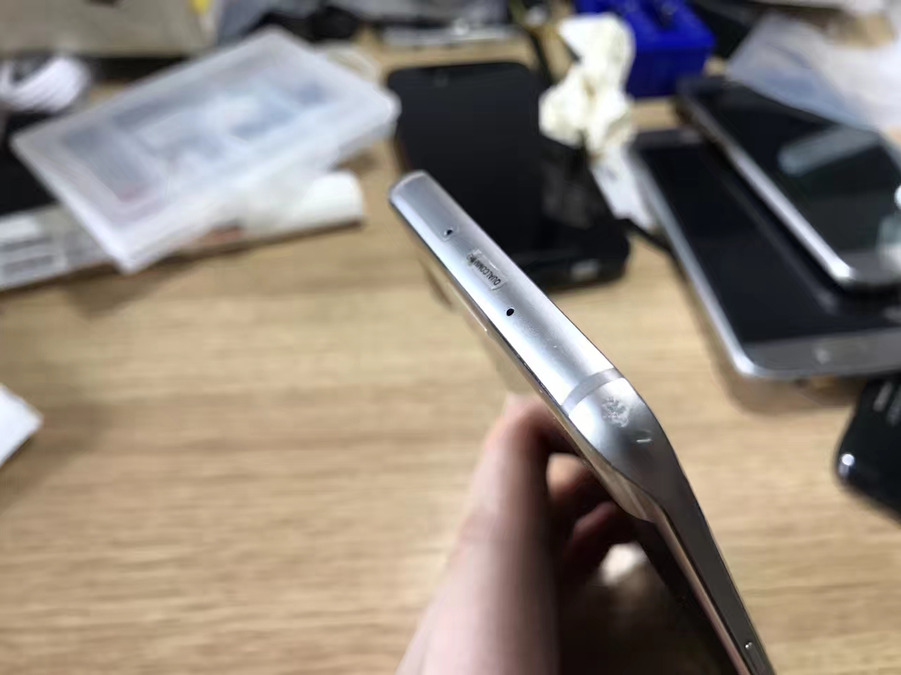 三星s7edge白菜价,三星s7edge是oled屏么