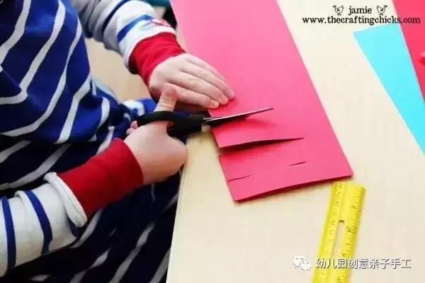 幼儿园立体卡纸手工：恐龙茶杯小爱心等，由简到繁，适合大部分幼儿操作