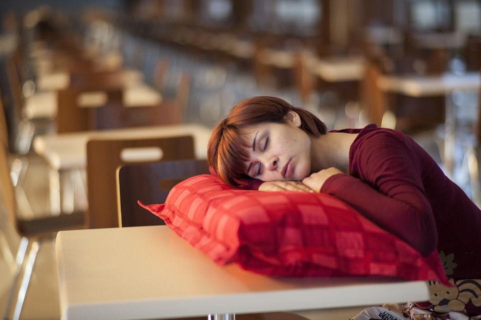 美国专家给您的睡眠建议,美国专家总结10大营养素