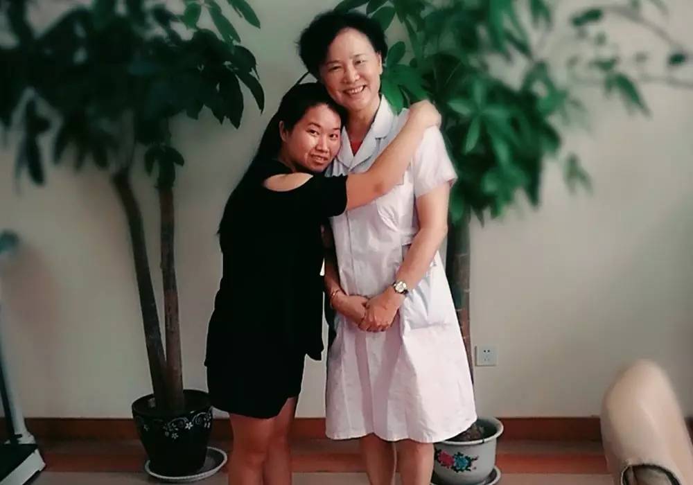 怀孕也会来姨妈会掉血块吗,怀孕当月来月经