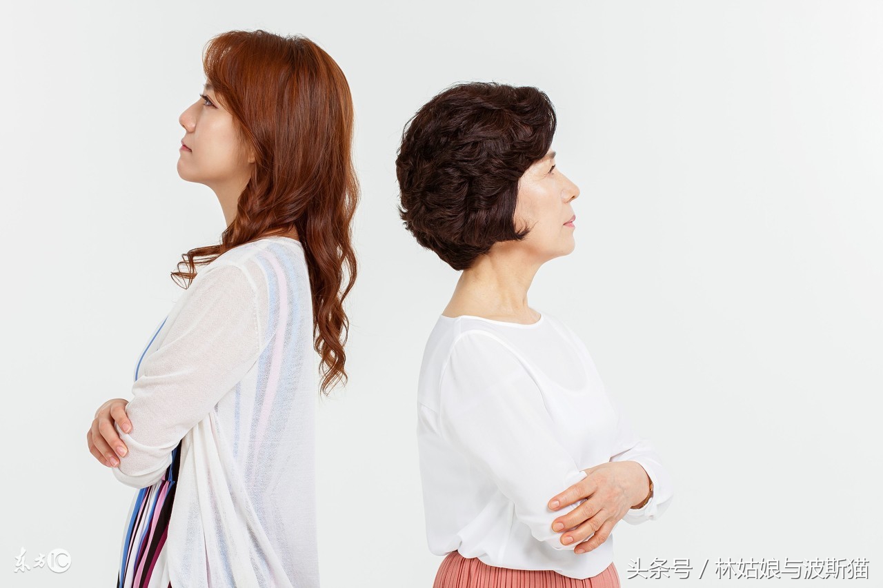 家有偏心婆婆该怎么相处,公公婆婆偏心小儿子应当怎么处理