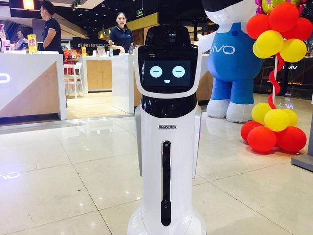 苏宁实体店o2o运营模式,苏宁新零售商业模式的创新点