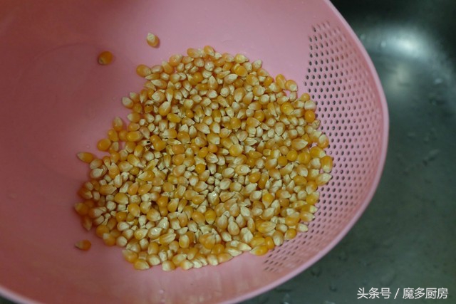 怎样能把玉米粒炒成玉米花,几颗玉米粒就能爆一大锅爆米花