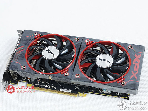 讯景rx5804g黑狼显卡,讯景r9370x4g显卡尺寸