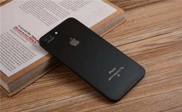 苹果手机到底值不值得购买,iphone7是不是苹果最完美的手机