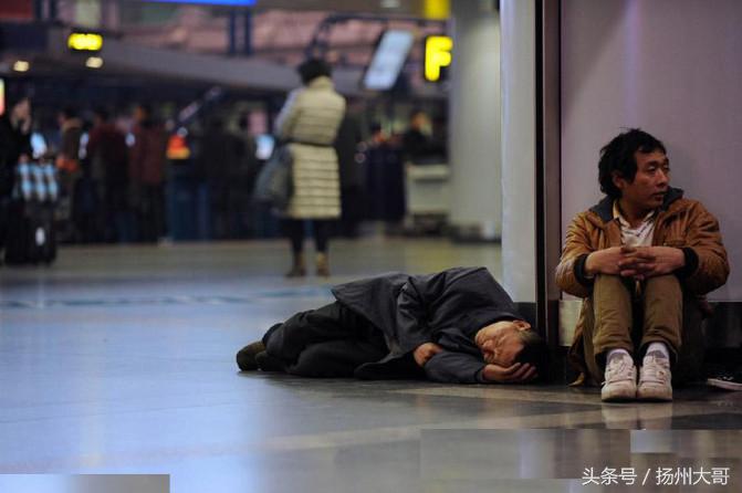 冬日乘飞机进*疆新**遇大雾，滞留银川机场一夜两天里遇到的有趣经历