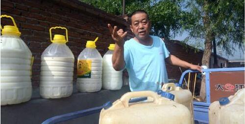 鲜奶贵还是奶粉贵,鲜奶和奶粉哪个更实惠