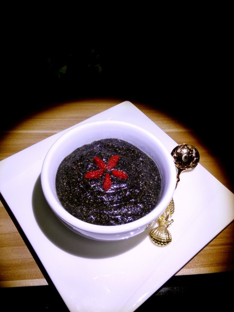 能黑发的黑芝麻糊制作方法,乌发芝麻粉