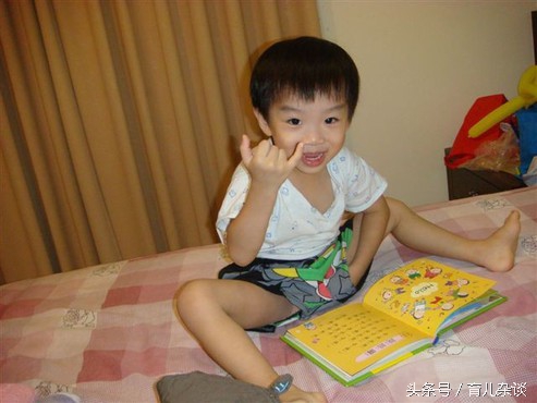孩子喜欢抚摸自己的“隐私部位”作为家长应当怎么办？