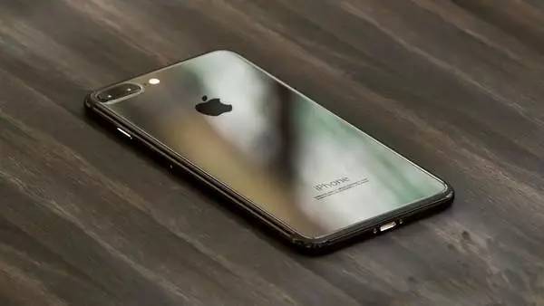 不用拆机一眼判断iphone是否进水,iphone进水不充电