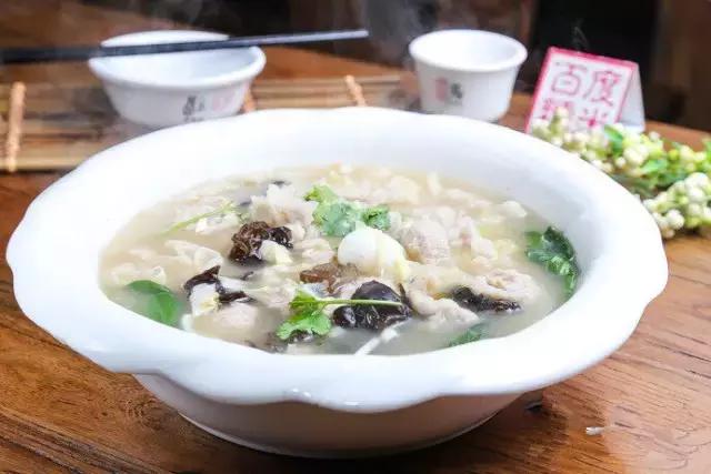 济南美食攻略--泥嚎！你被逮捕在佛山街美食犯罪现场！