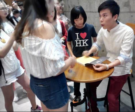原创｜“吾皇”老爸白茶来蓉破解婆媳千古难题