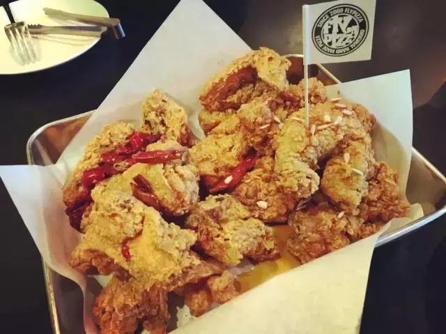 济南美食攻略--泥嚎！你被逮捕在佛山街美食犯罪现场！