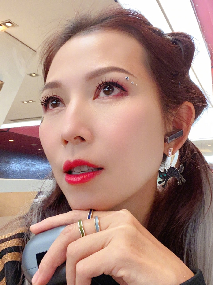 蔡少芬和陈法蓉相差几岁,蔡少芬陈法蓉这对港普姐妹花