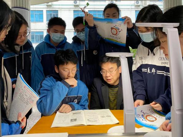 长郡高中清华北大人数,最牛高考班长郡中学