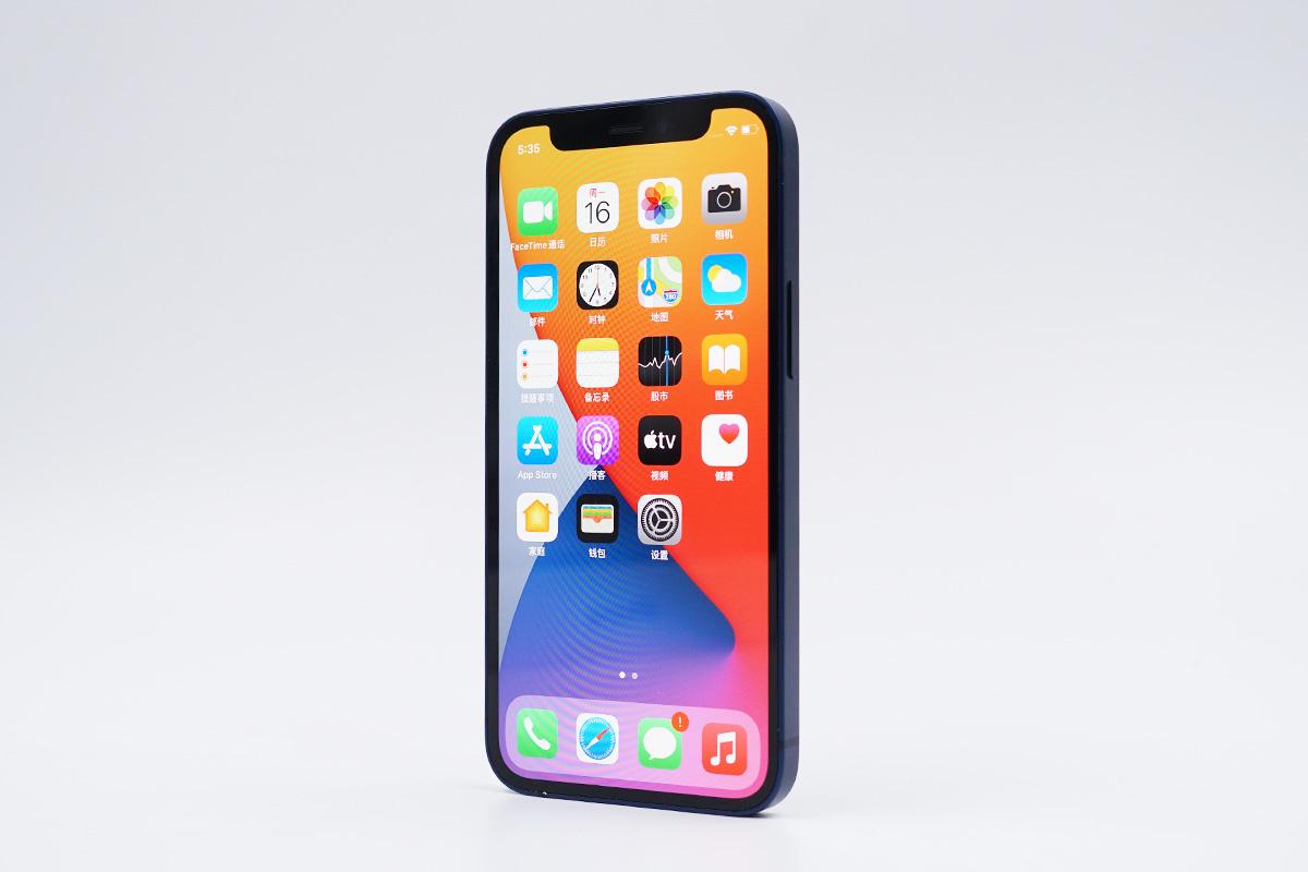 iphone12便携快充充电宝,iphone12pro快充充电宝推荐