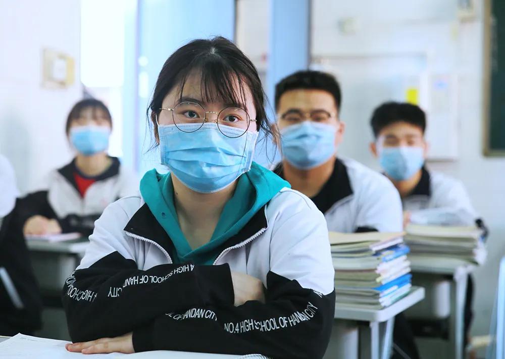 邯郸四中新生开学,邯郸四中开学视频