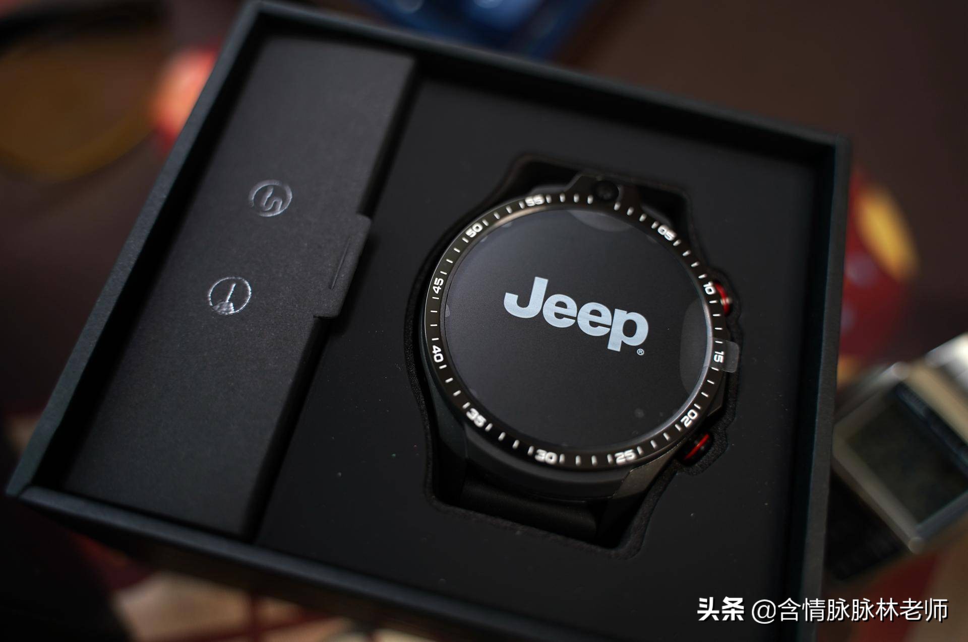 jeep黑骑士智能手表荣耀版,jeep黑骑士2020智能手表