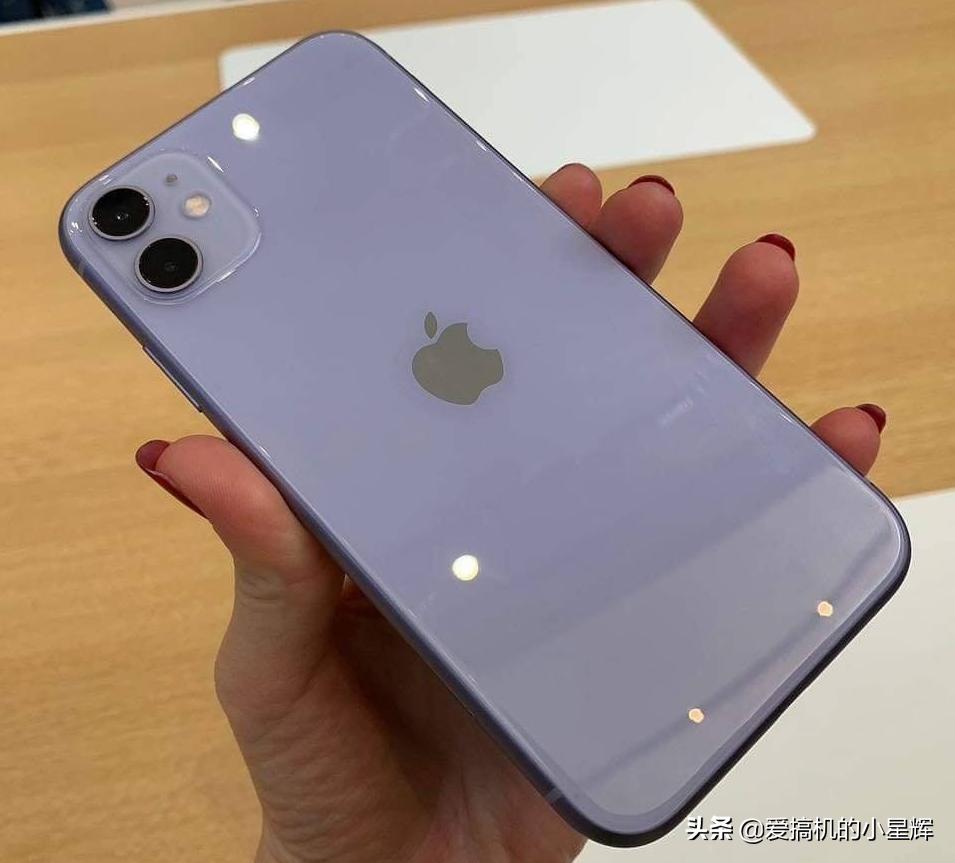 鏉庢璇勪环iphone13mini,鑻规灉11鏄湡棣欐墜鏈轰箞