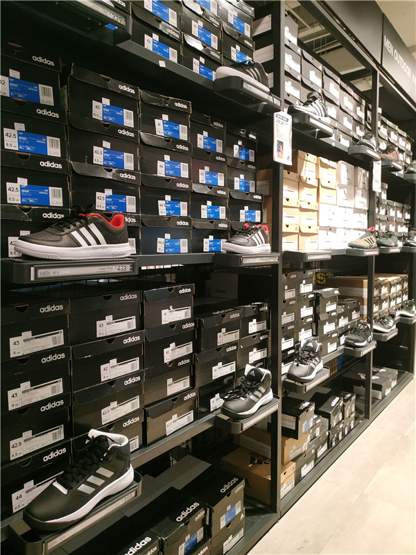 晋江耐克阿迪折扣店,耐克阿迪折扣店的进货渠道在哪儿