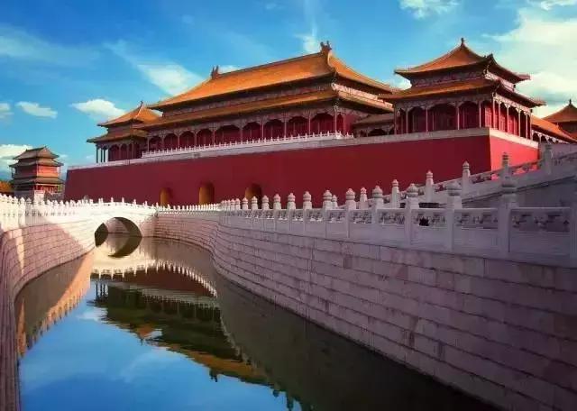 周恩来总理为新中国保护了多少*物文**古迹？