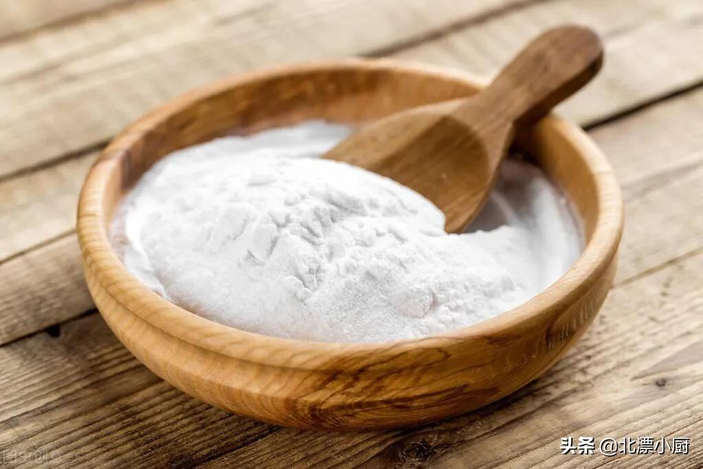 碱和小苏打泡打粉的区别,碱与小苏打和泡打粉有啥区别
