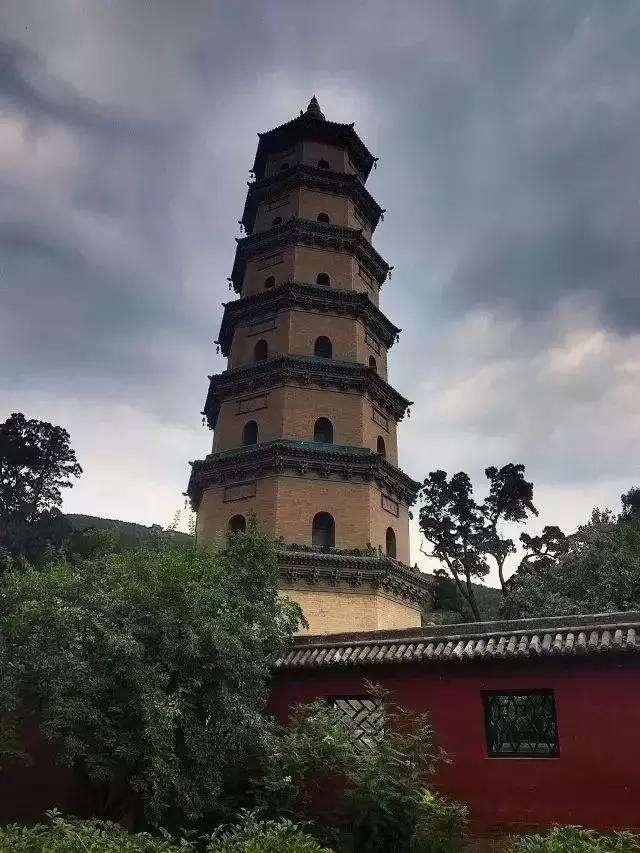 中国最神秘的4座佛塔,中国著名的佛塔排名