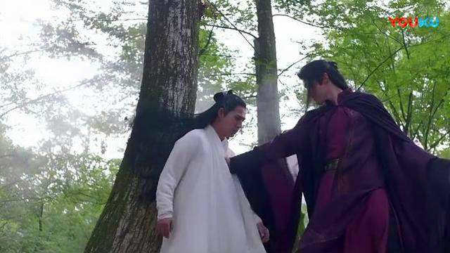 迪丽热巴和刘芮麟滚床单了？心疼周渝民，想娶红衣美娇娘好难