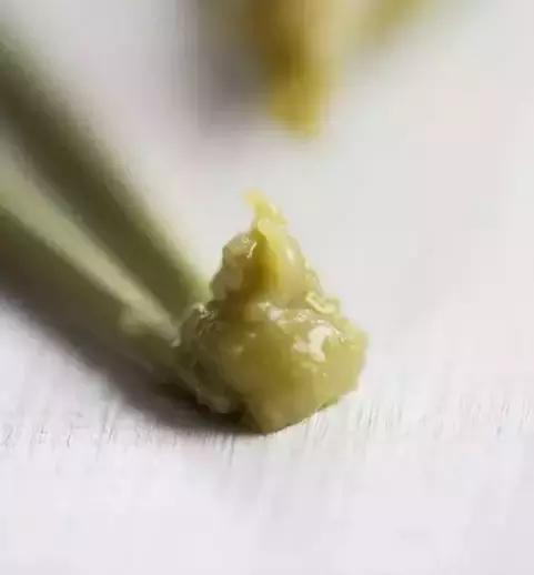 每日吃饭蘸点它，关节劳损很快就好了，比膏药好用几十倍！