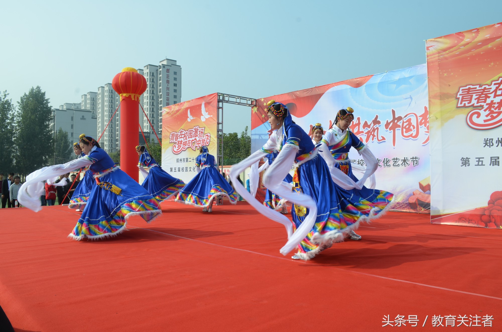 鍦ㄨ拷姹傚崜瓒婁腑璧板悜骞冲嚒鑰岄潪骞冲焊,鍦ㄨ拷姹傚崜瓒婁腑璧板悜骞冲嚒