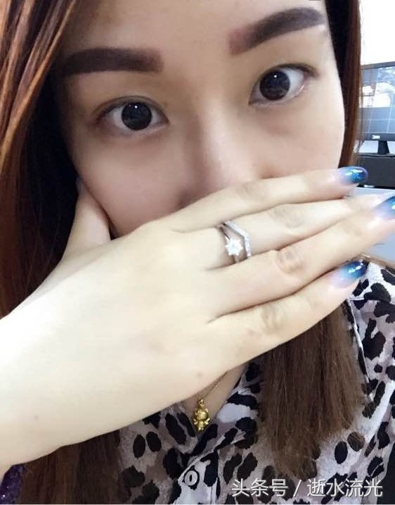 宝妈做纹眉后，感觉眉毛有点粗，被老公笑话，说我像蜡笔小新！