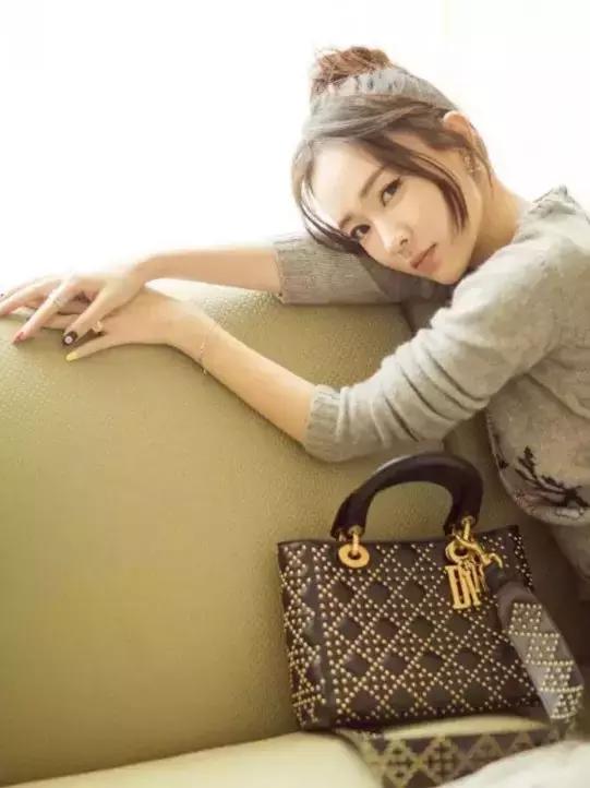 女人必备经典包包有哪些,女人一辈子要拥有的一个大牌包包