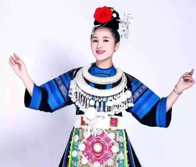 群星汇聚耀动全城｜凯里金玛美购和毅足道龙庭汇海鲜酒楼开业盛典