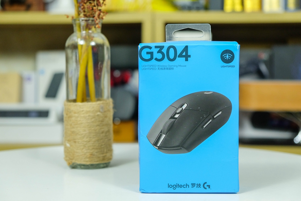 罗技g502和g402和g304哪个适合吃鸡,罗技g304键鼠套装