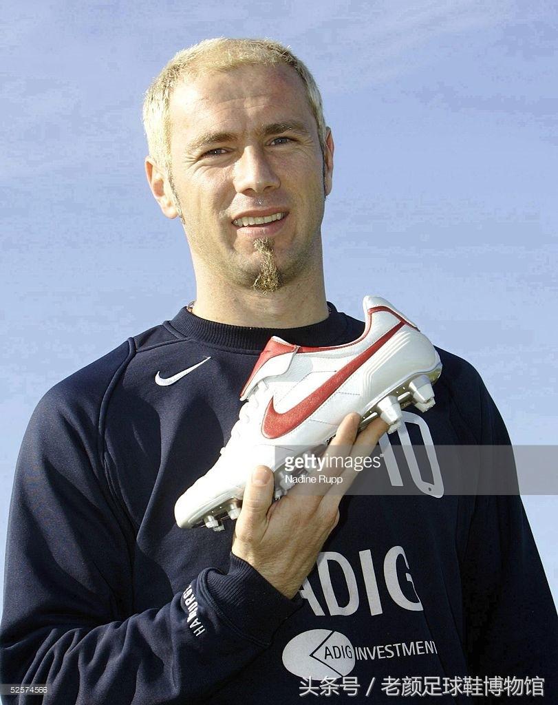 06年世界杯宣传nike,世界杯最火的足球鞋