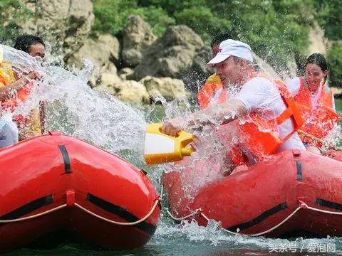 来一次说走就走的漂流之旅，贵州最美最惊险的漂流全在这里