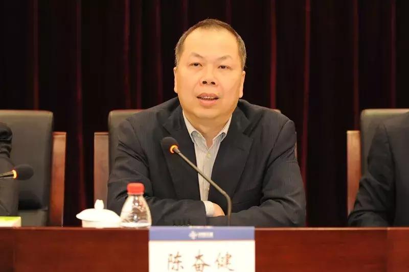 中粮集团换帅，51岁中央候补委员“回娘家”
