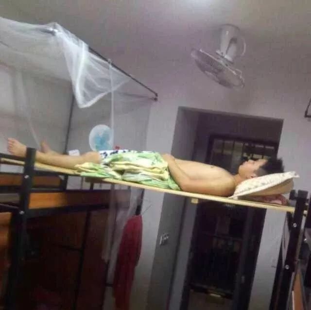 室友糗事,盘点那些搞室友的搞笑日常